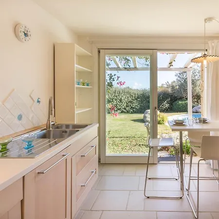 Ginestra Con Piscina E Giardino Privato A 500 Mt Dal Mare Villa