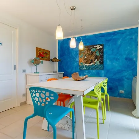 Ginestra Con Piscina E Giardino Privato A 500 Mt Dal Mare *