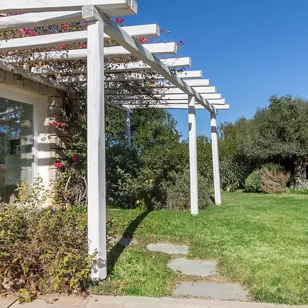 Ginestra Con Piscina E Giardino Privato A 500 Mt Dal Mare Villa Castiadas