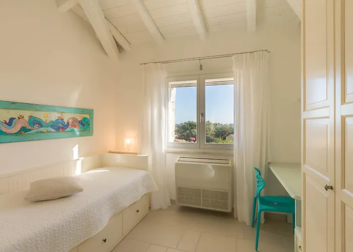 Ginestra Con Piscina E Giardino Privato A 500 Mt Dal Mare ヴィラ *