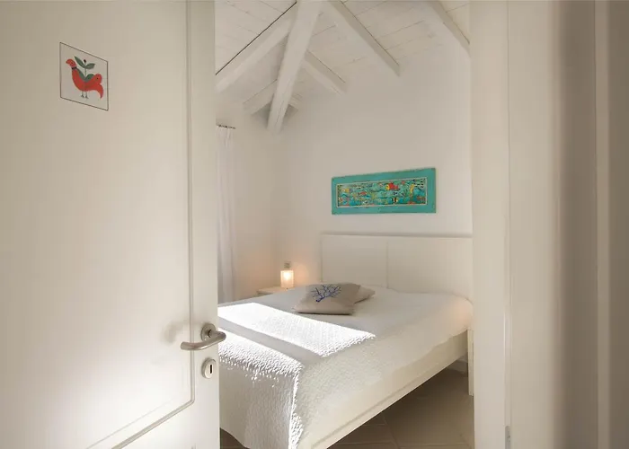 Ginestra Con Piscina E Giardino Privato A 500 Mt Dal Mare カスティアーダス