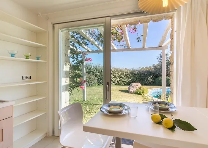 Ginestra Con Piscina E Giardino Privato A 500 Mt Dal Mare *