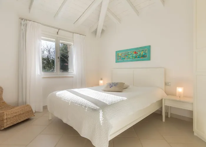 Ginestra Con Piscina E Giardino Privato A 500 Mt Dal Mare カスティアーダス