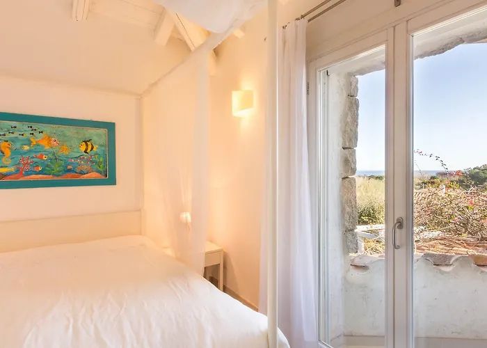 ヴィラ Ginestra Con Piscina E Giardino Privato A 500 Mt Dal Mare カスティアーダス